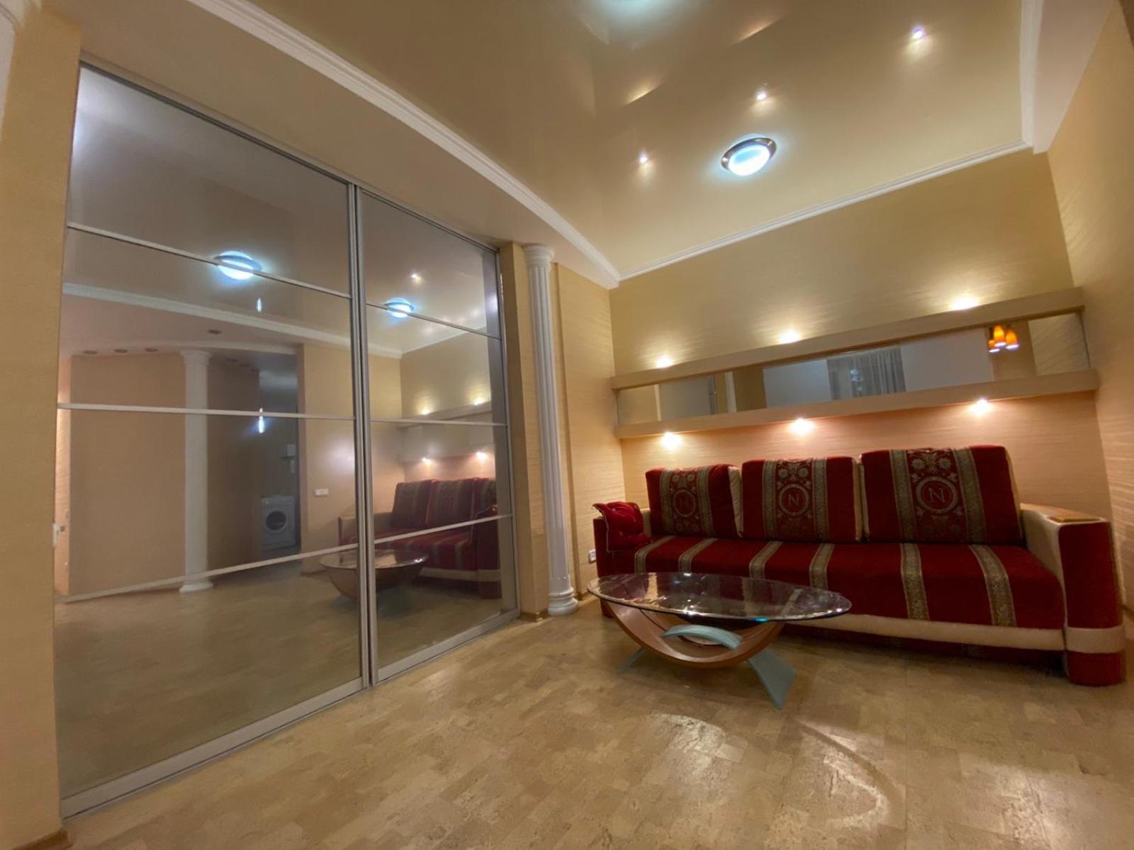 Apartamento Центр Яворницького 55 Пассаж Dnipro Exterior foto